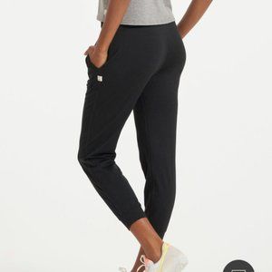 Vuori Performance Jogger - Medium